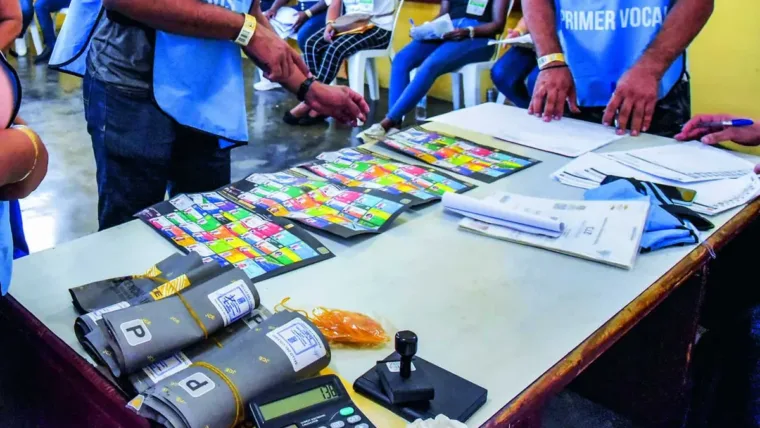 Partidos minoritarios defienden ante el TSE su personería
