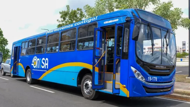 Pasajeros de Ciudad Juan Bosch se quejan de horarios de la