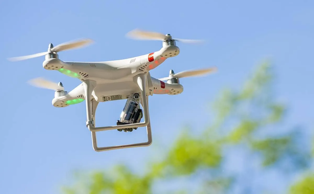 Pekín prohíbe la tenencia de drones después de accidente aéreo que cuestionó su blindaje