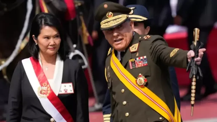 Perú cambia al jefe policial tras asesinatos de choferes