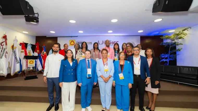 Realizan con éxito Congreso Internacional de Enfermería