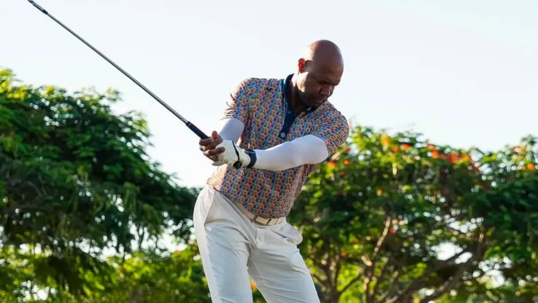 Ron Mercer toma la punta en la edición 51 de la Copa Rotativa