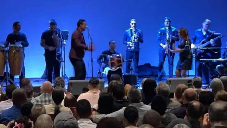 San José de las Matas rinde homenaje a Alex Bueno a tres