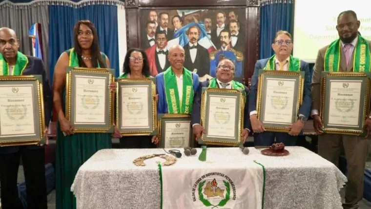 San Pedro de Macorís recibe a sus nuevos inmortales