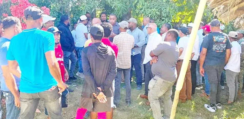 Se oponen en Maimón a un puerto multipropósito