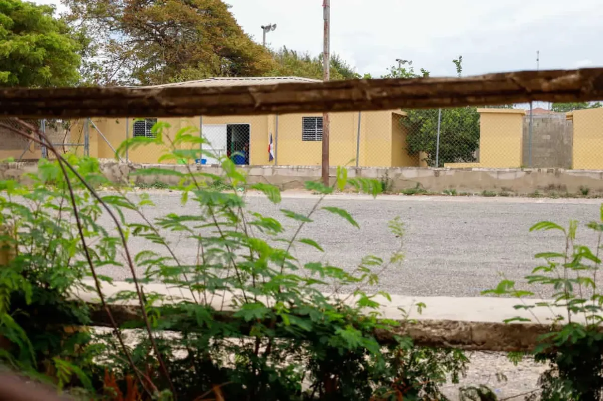 Seis centros educativos serán demolidos en Santiago por problemas estructurales