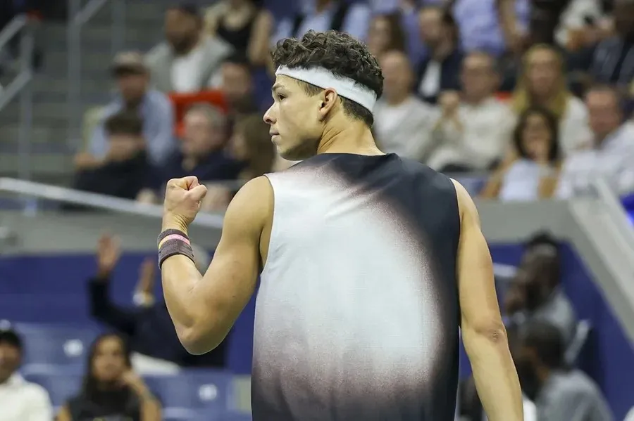 Shelton avanza a la final del Abierto de EE. UU.