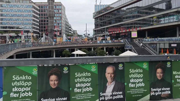 Suecia vota en unas elecciones con ligero favoritismo de la