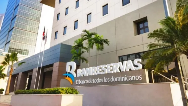 TC rechazó acción inconstitucionalidad de dos funcionarios de