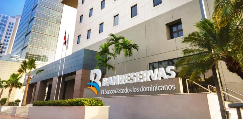 TC rechazó acción inconstitucionalidad de dos funcionarios de Banreservas sobre declaración jurada