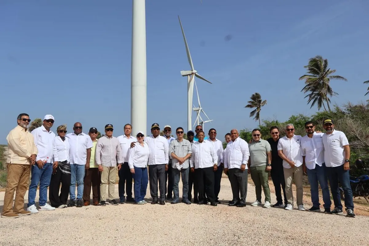 Titular de DGDF recorre Pedernales con empresarios de Colombia y Costa Rica en busca de oportunidades de inversión