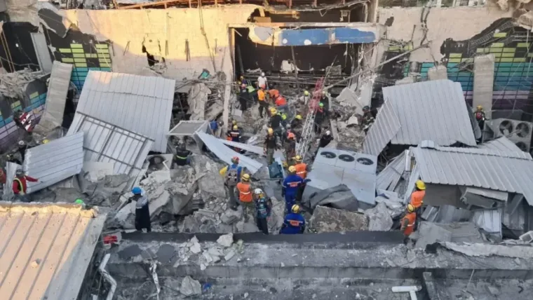 Tres peritos coinciden en que una sobrecarga causó el colapso