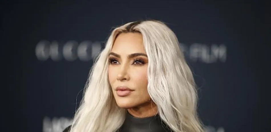 Tribunal de París indemniza a Kim Kardashian con 1 euro por el robo de joyas sufrido en 2016