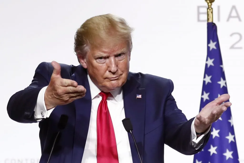 Trump: “El único control que necesita la inteligencia artificial es un presidente fuerte e inteligente”