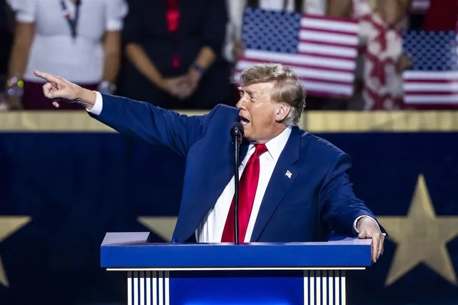 Trump respalda reunificación de Irlanda