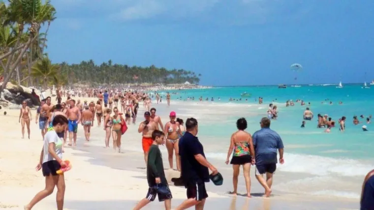 Turismo dominicano logra récord de 8.5 millones de visitantes