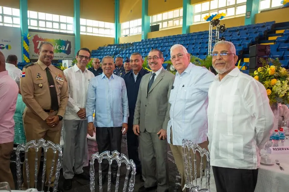 UASD destaca aporte del deporte y la cultura durante aniversario del Club Mauricio Báez