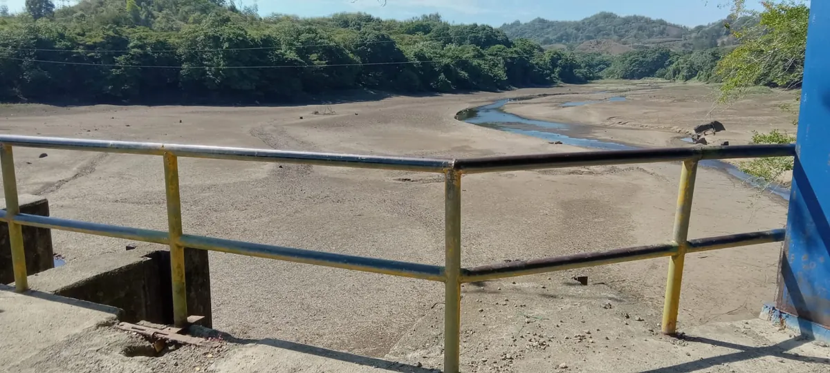 (VIDEO) Advierten sobre severa sequía que afecta la presa de Rincón en La Vega
