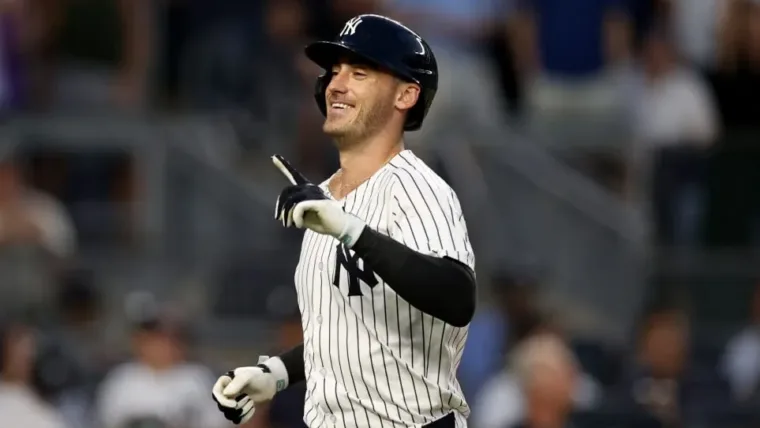 Yankees exhiben su poder ante Mets en una noche especial en