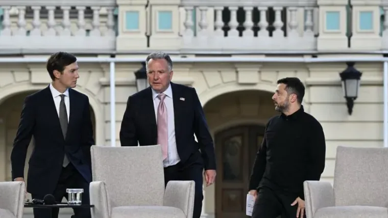 Zelenski sostiene nuevas pláticas con enviados de EEUU